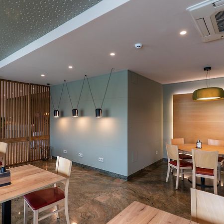 Hotel Los Pasiegos Хознайо Екстериор снимка