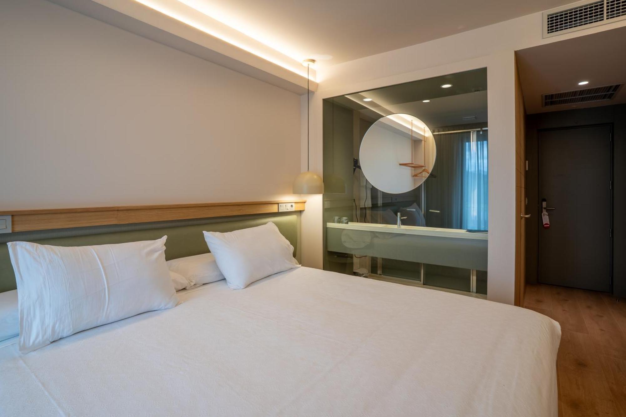 Hotel Los Pasiegos Хознайо Екстериор снимка